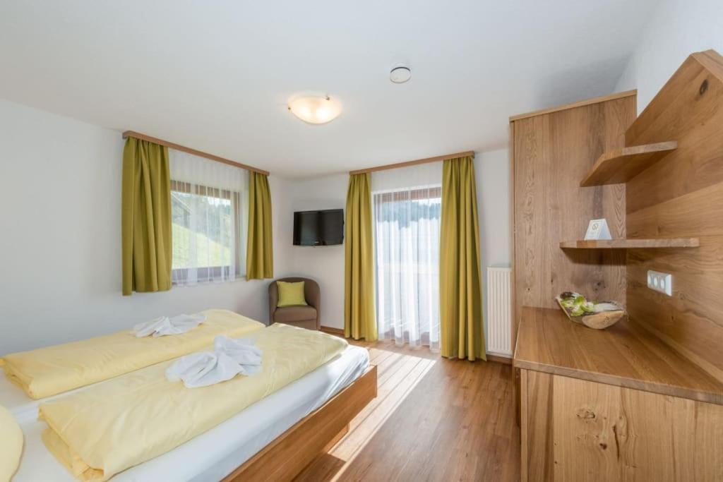 Pension Bergbauernhof Irxner 피칠 외부 사진