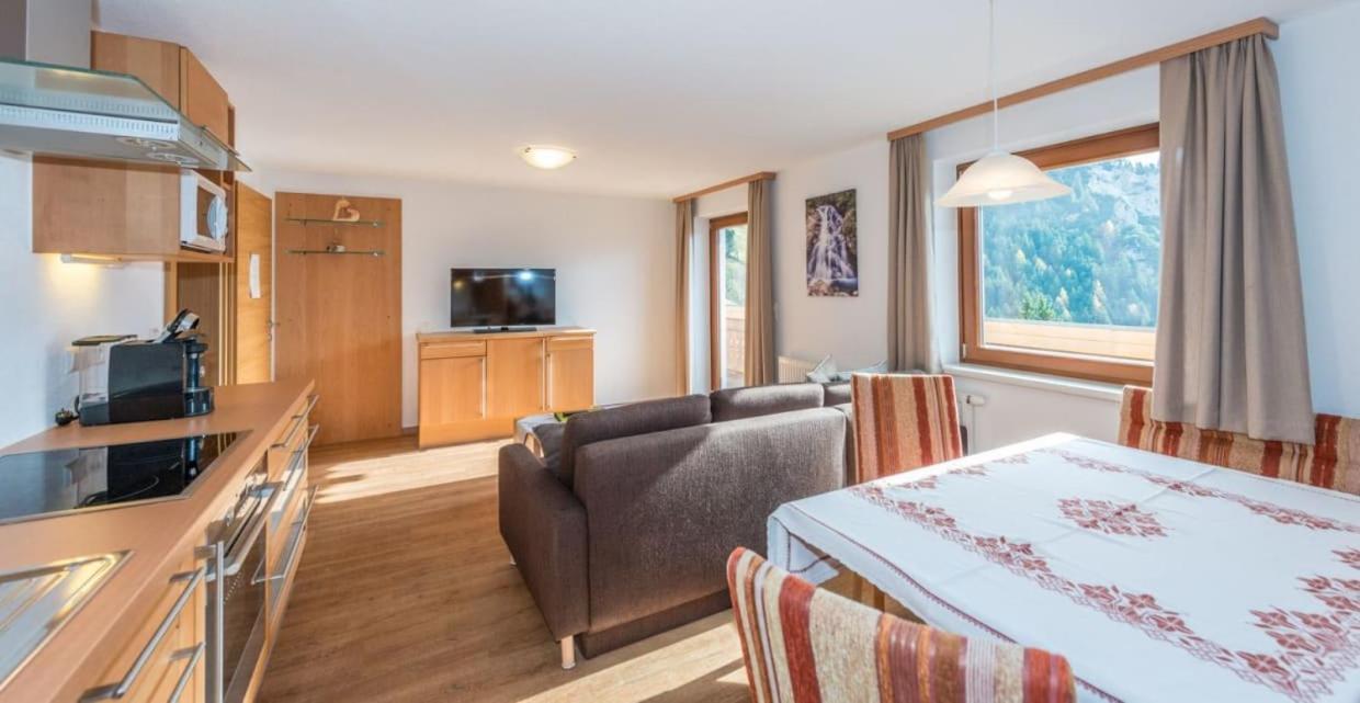 Pension Bergbauernhof Irxner 피칠 외부 사진